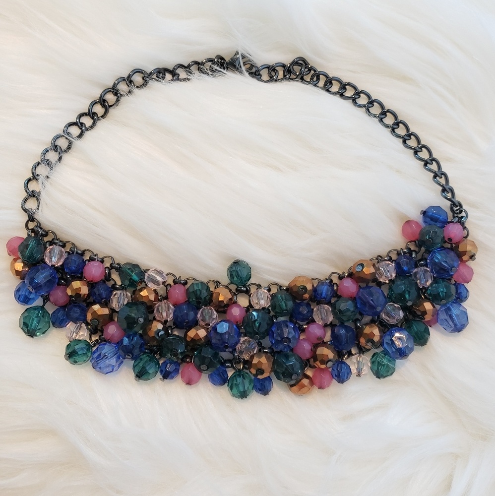 Statement necklace